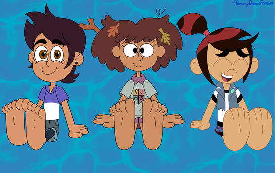gaming with molly feet 2