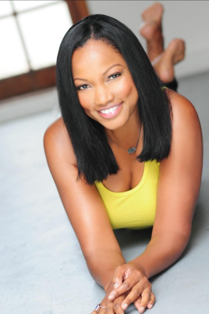 garcelle beauvais feet 5
