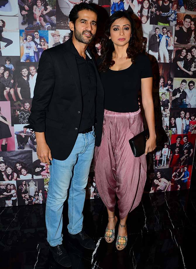 gauri pradhan feet 3