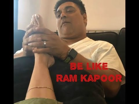 gautami kapoor feet 4