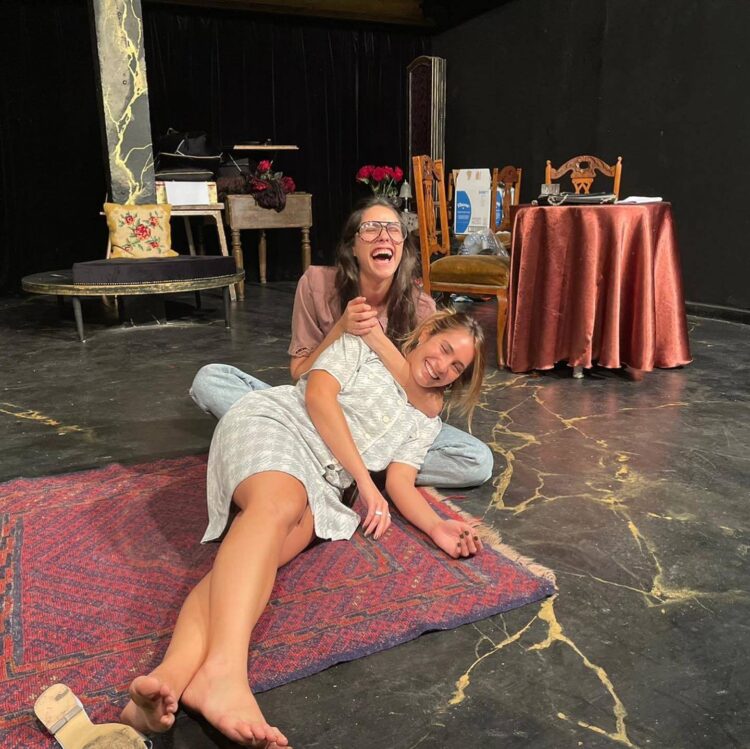 gaya gur arie feet 4