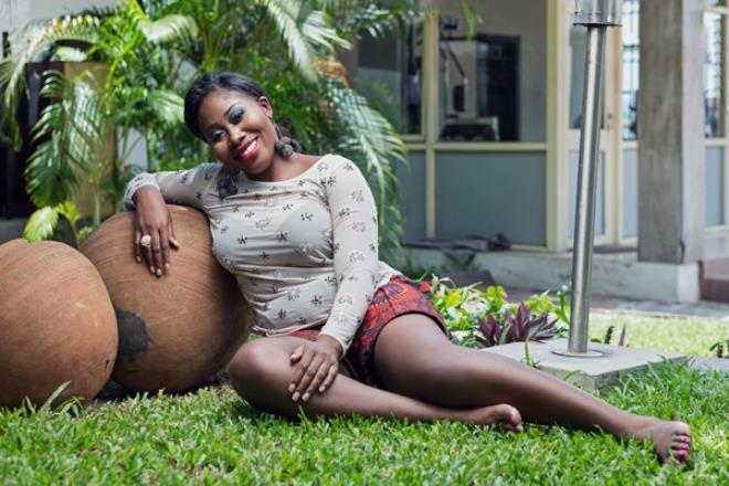 gbemi olateru olagbegi feet