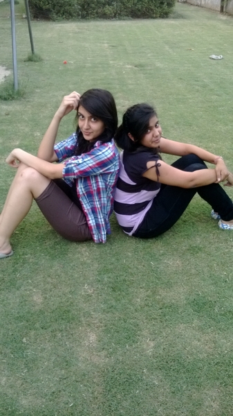 geetika dhama feet 1