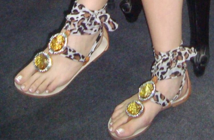 genesis mia lopez feet 2