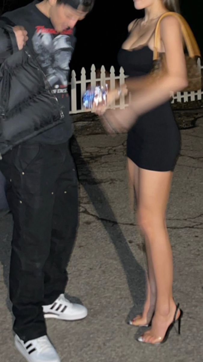 geneva natalia feet 5