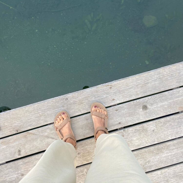 genevieve kang feet 1