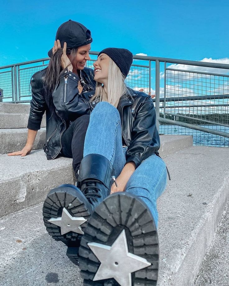 genevieve lacombe feet 3