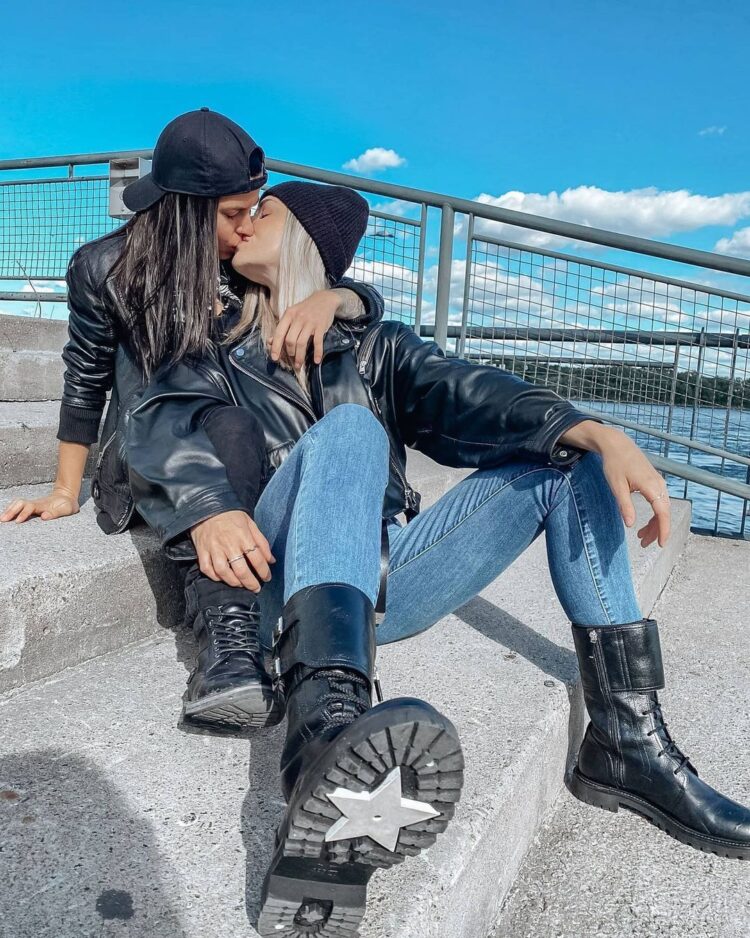 genevieve lacombe feet 5