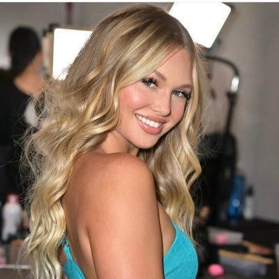 genevieve madison feet 1