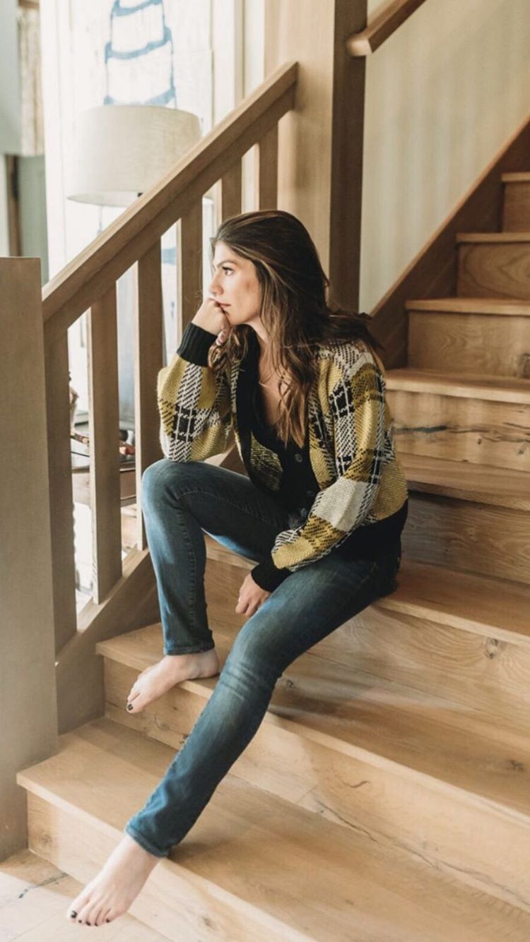 genevieve padalecki feet 6