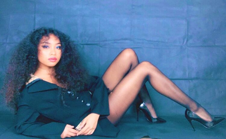 genneya walton feet 6