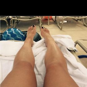 georgia barnes feet 2