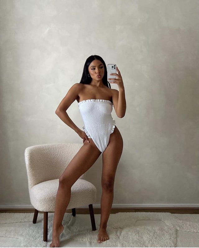 georgia bayliss feet 1