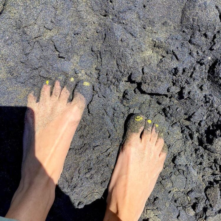 georgia may somary feet 4