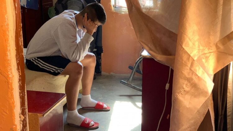 georgia nielsen feet 2