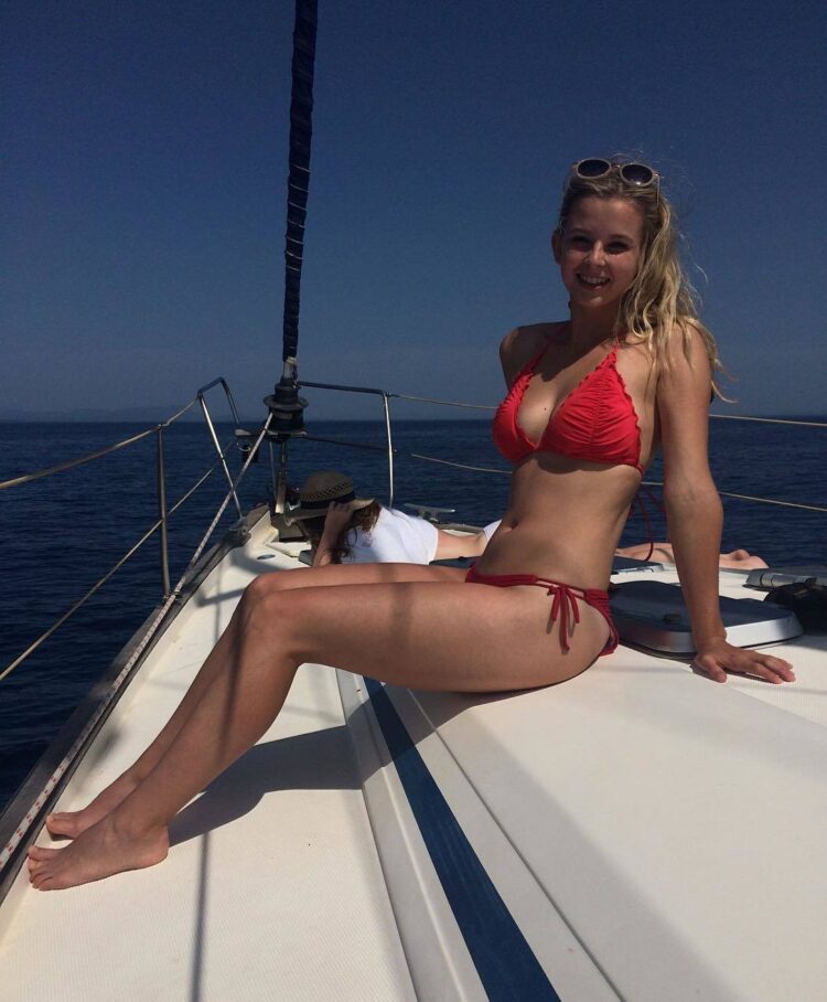 georgia smith feet 2