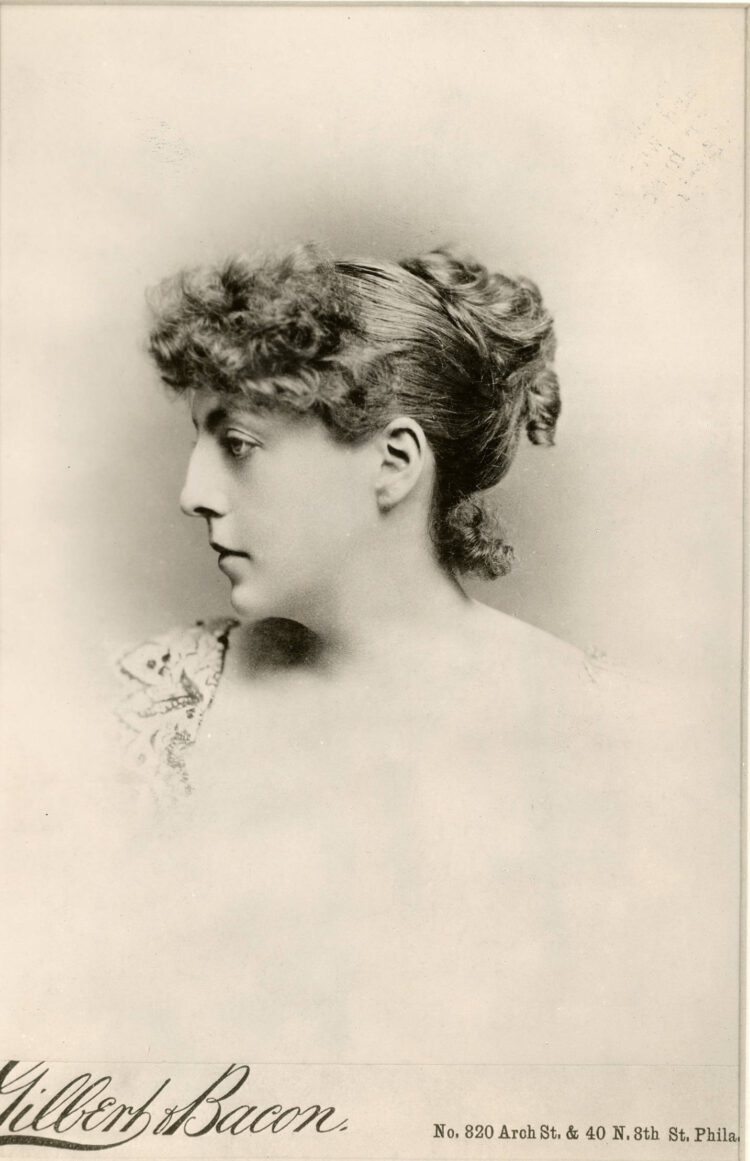 georgiana drew feet 3