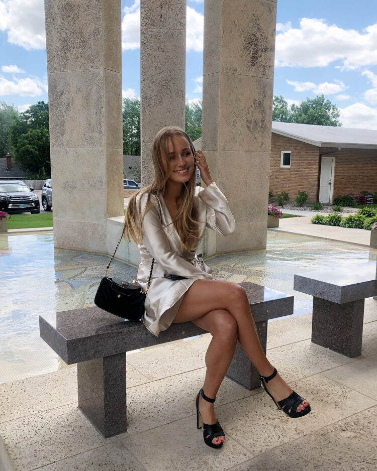 georgie jennings feet