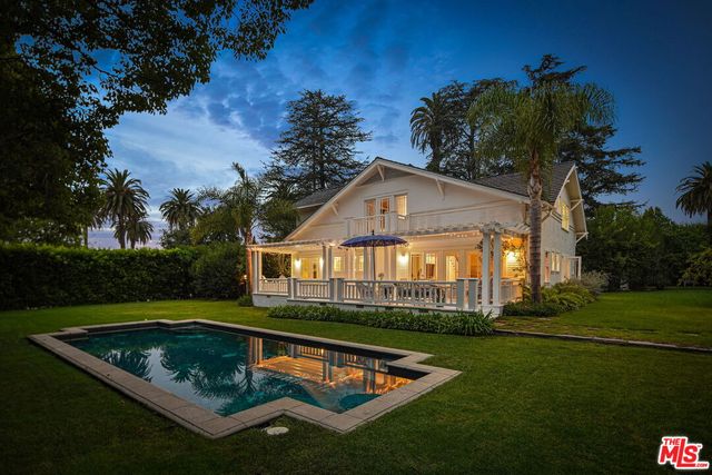 georgina hedges feet 5