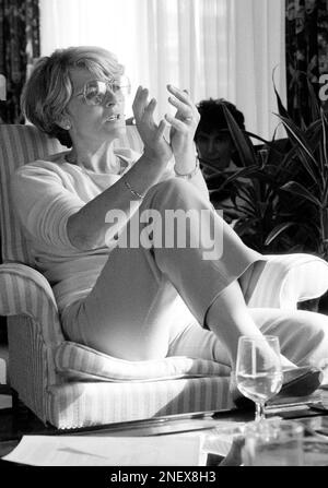 geraldine ferraro feet 2