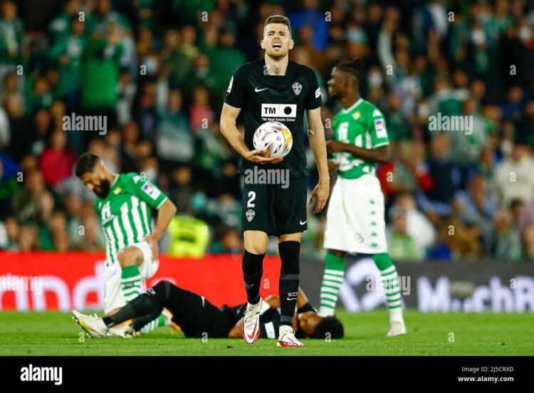 gerard gumbau feet 6