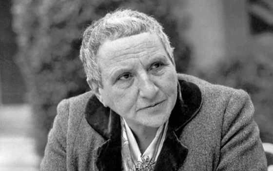 gertrude stein feet 5