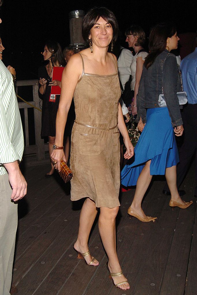 ghislaine maxwell feet 6