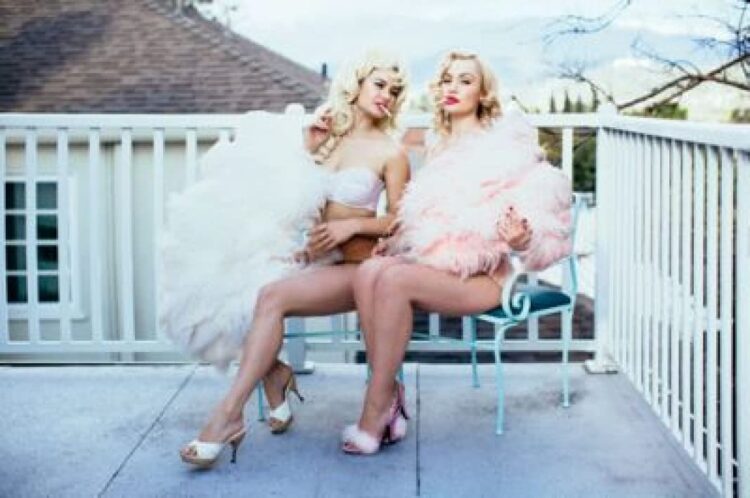 gia genevieve feet 6