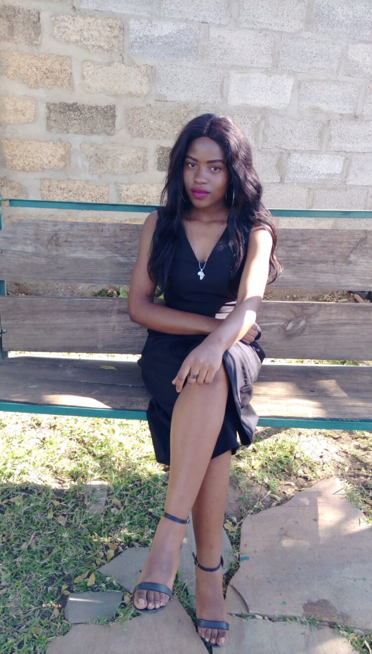 gia lodge omeally feet 1