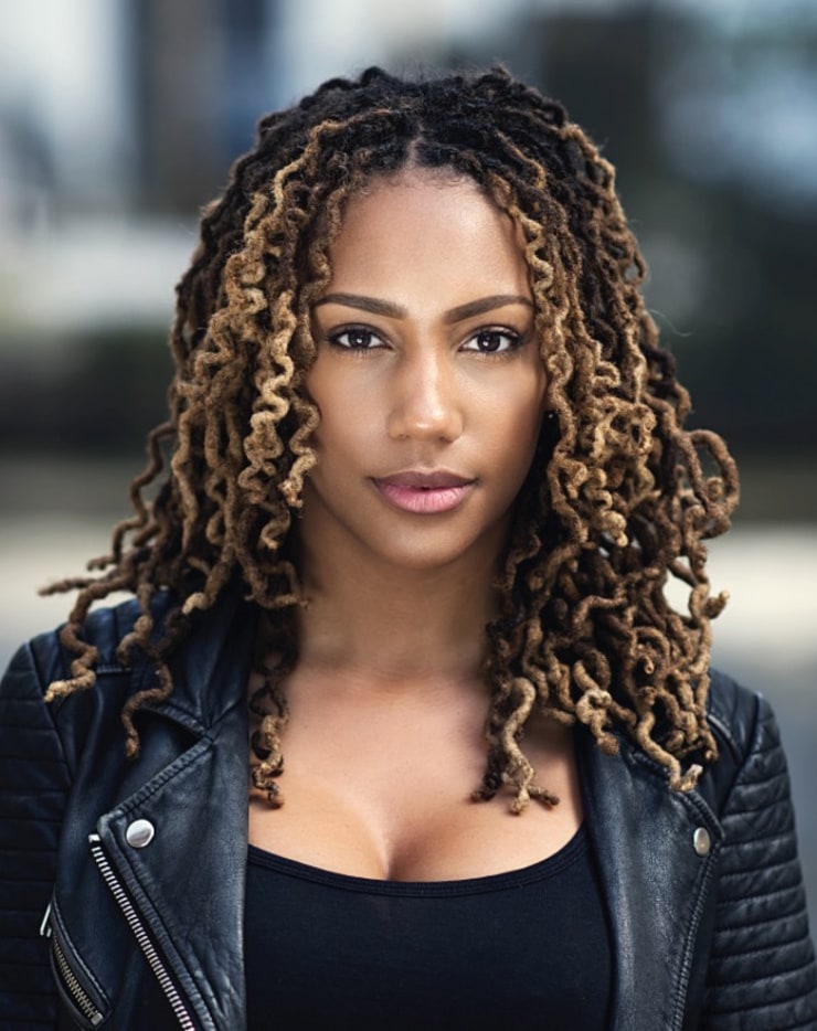 gia lodge omeally feet