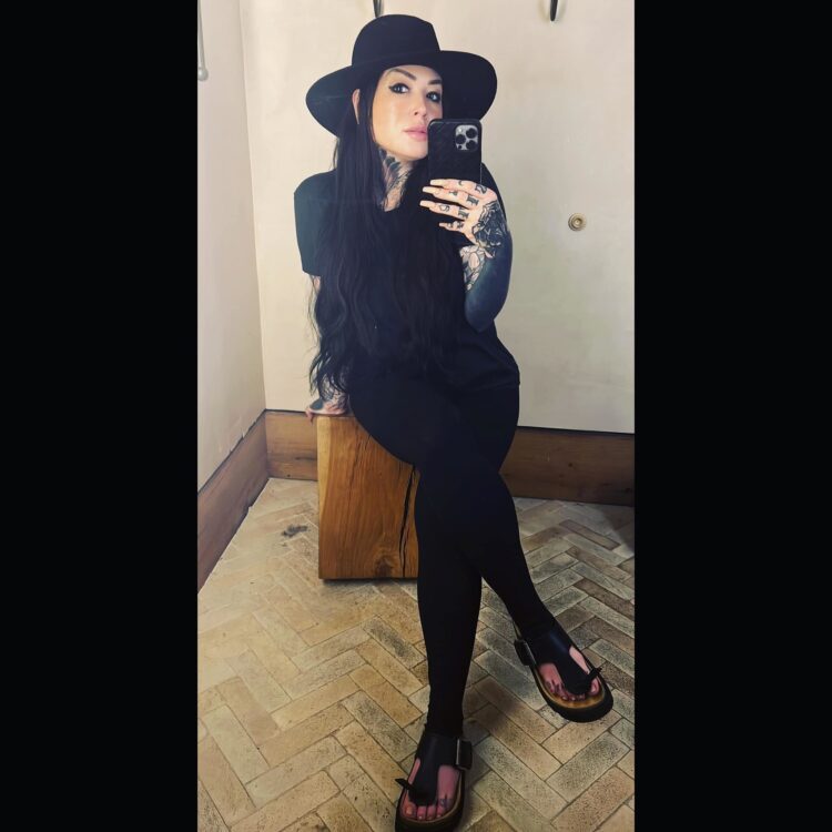 gia rose feet 1