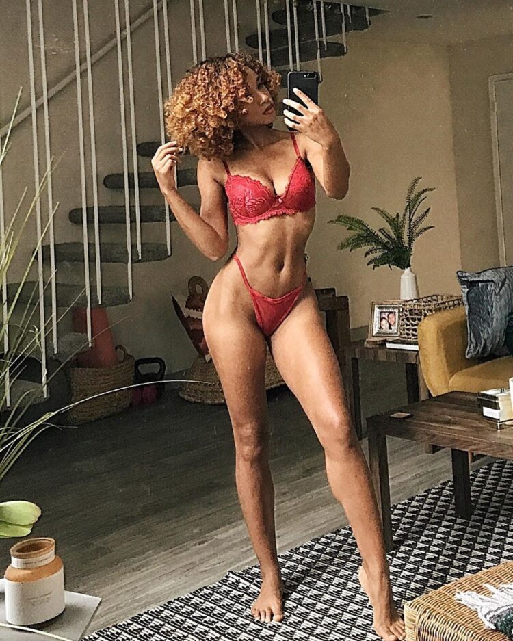 giah hardeman feet 2