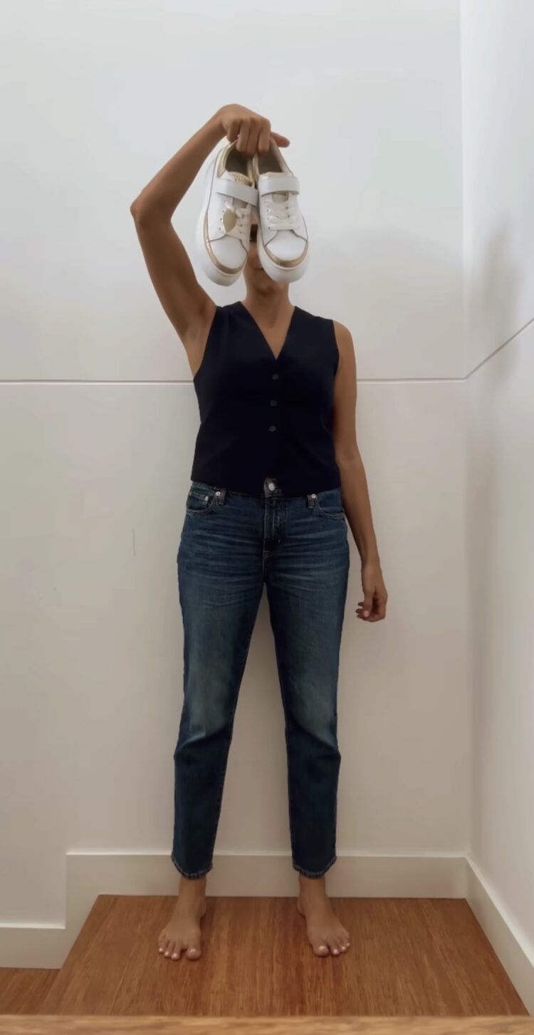 gianella neyra feet 4