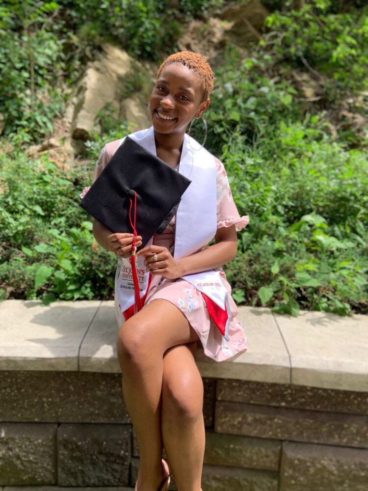 gianna othman feet 3