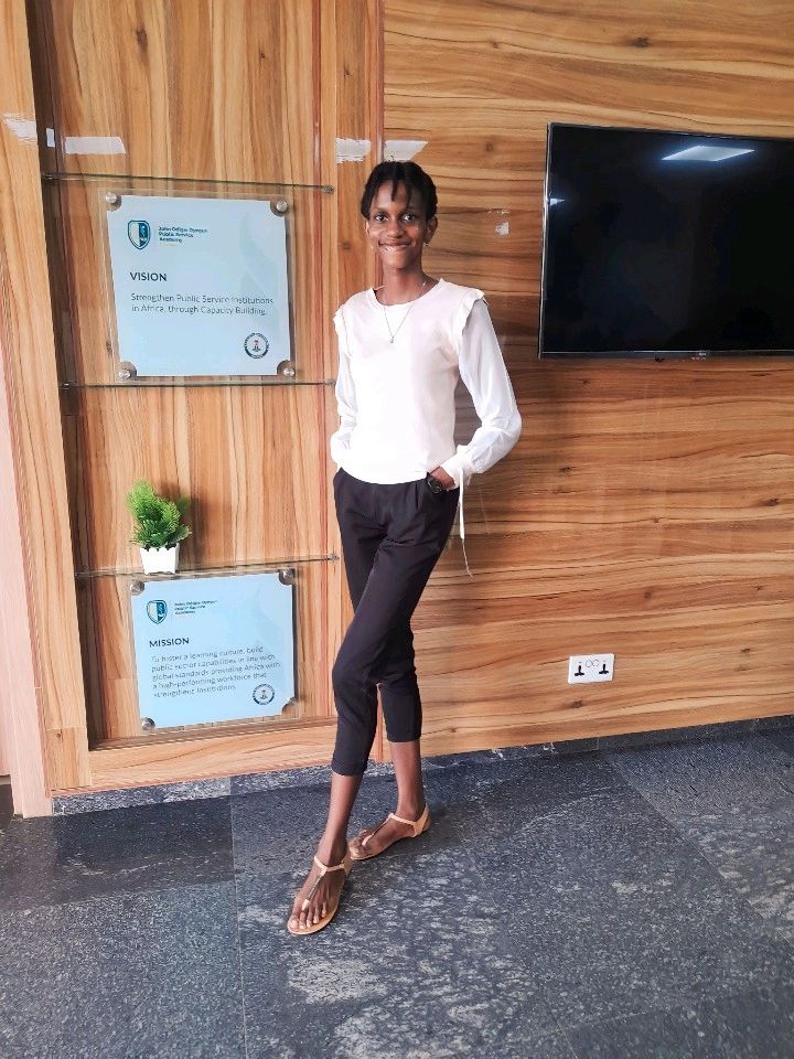 gifty osaghae feet 4