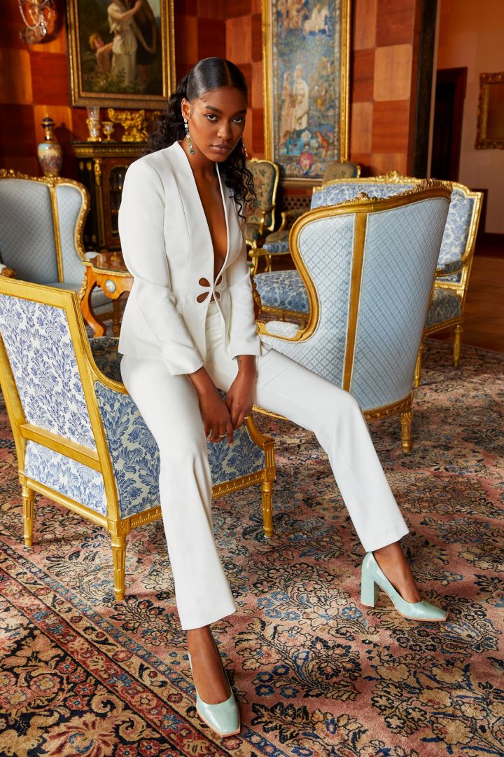 gigi harville feet 3