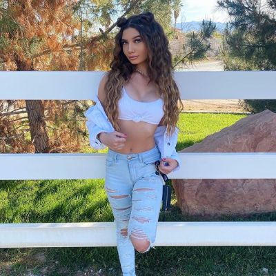 gigi papasavvas feet 4