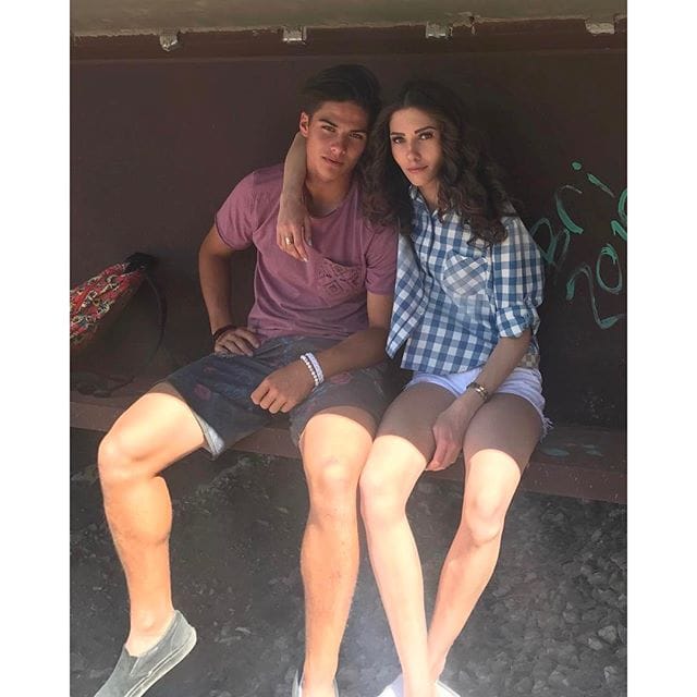 gigi papasavvas feet