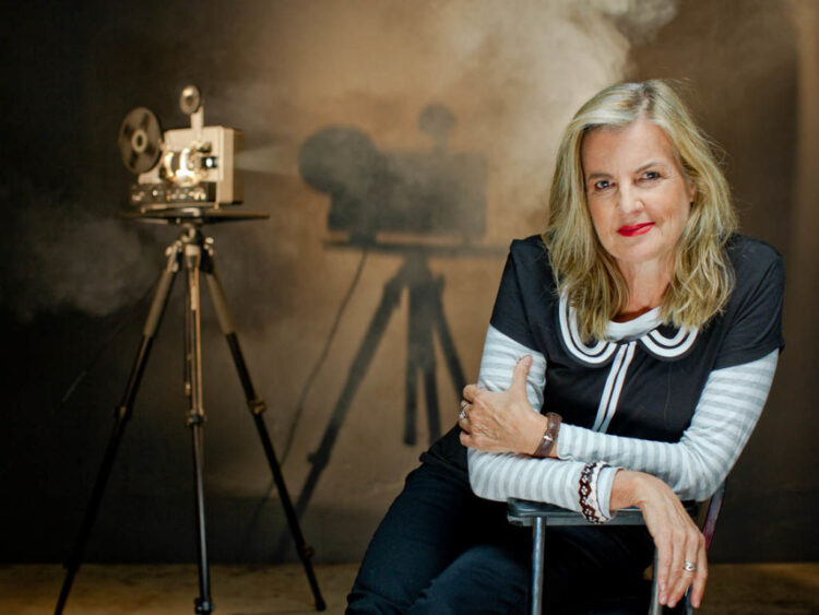 gillian armstrong feet 6