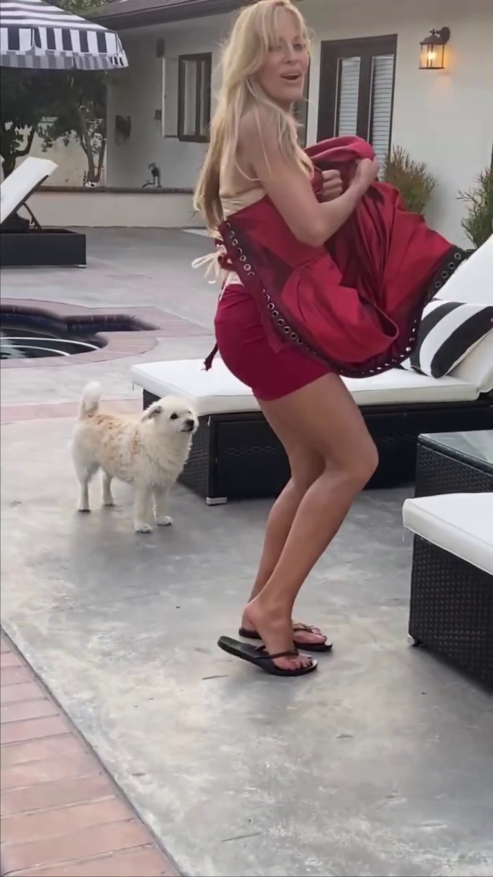 gillian garcia feet 4