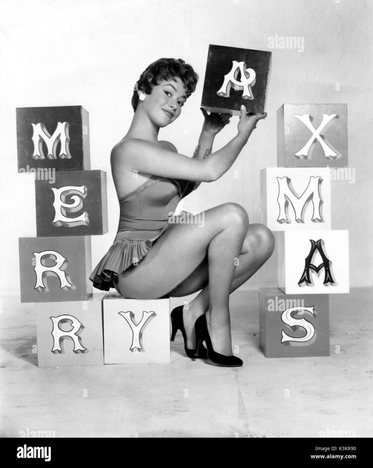 gillian sheen feet 3