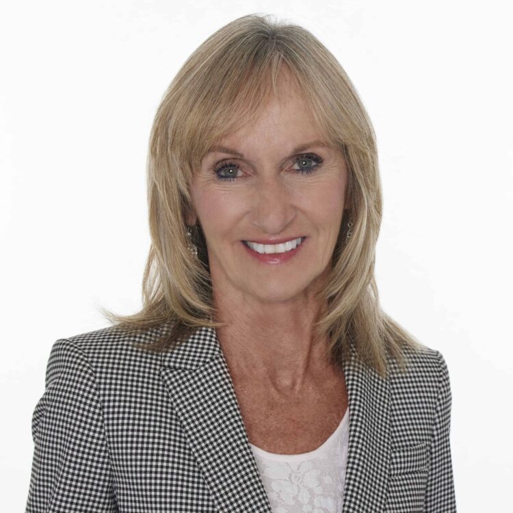 gina barrett feet 4 scaled