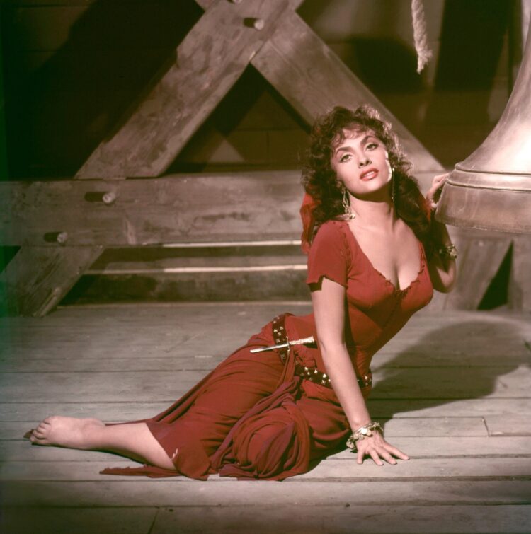 gina lollobrigida feet 3