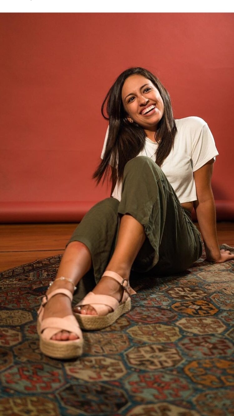 gina yangali feet 1