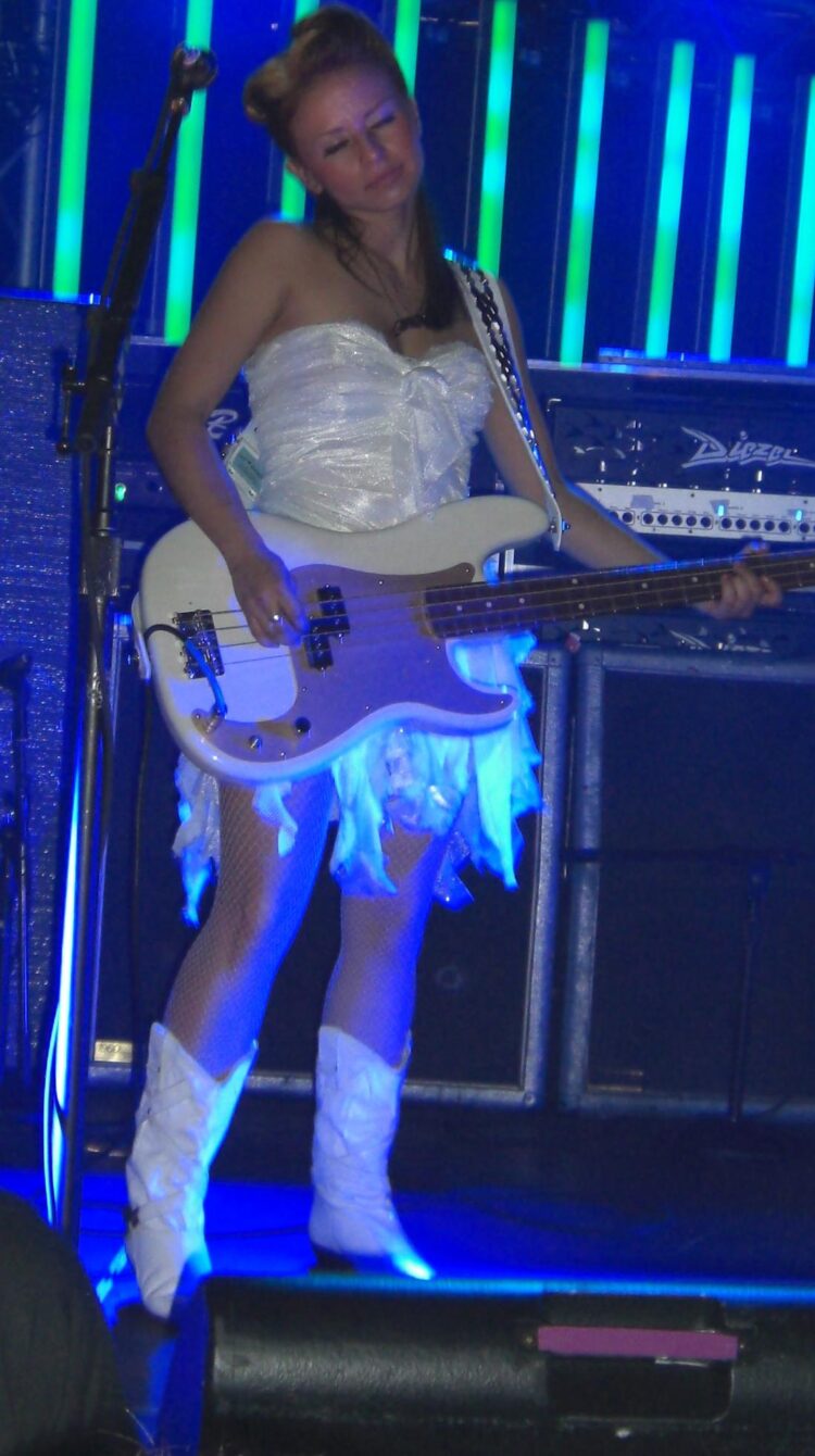 ginger pooley feet 6