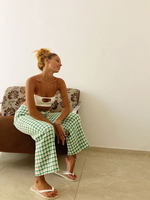 giovanna brandao feet