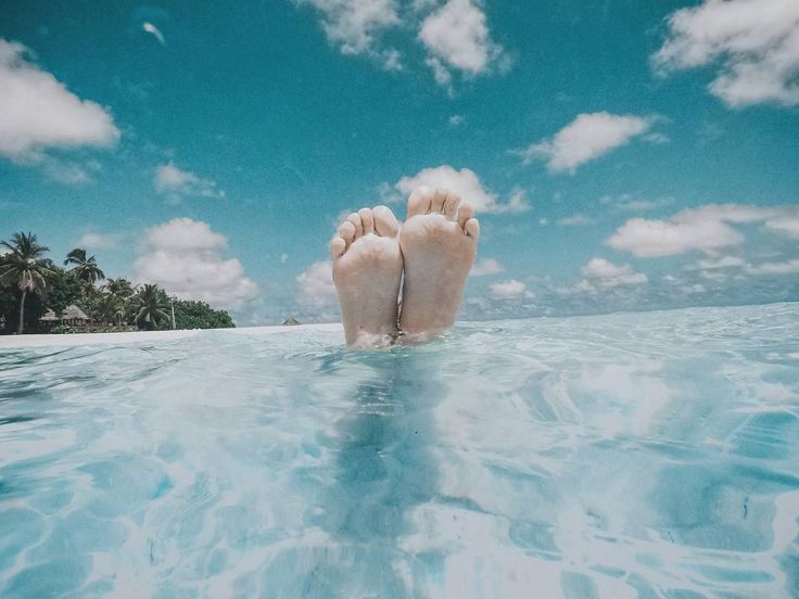 giovanna bravar feet 4