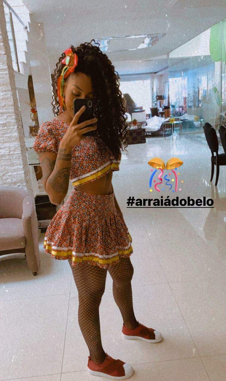 giovanna jacobina feet 4