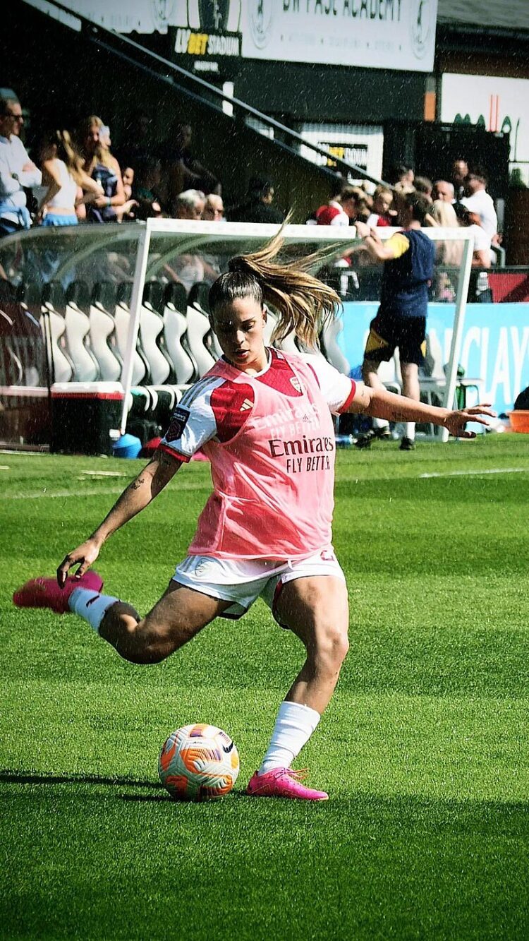 giovanna queiroz feet 6