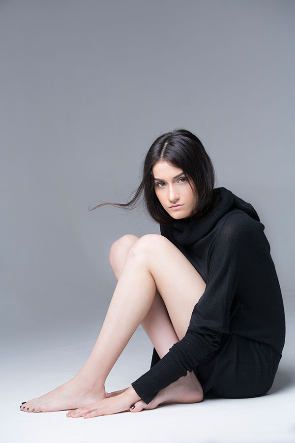 giovanna queiroz feet